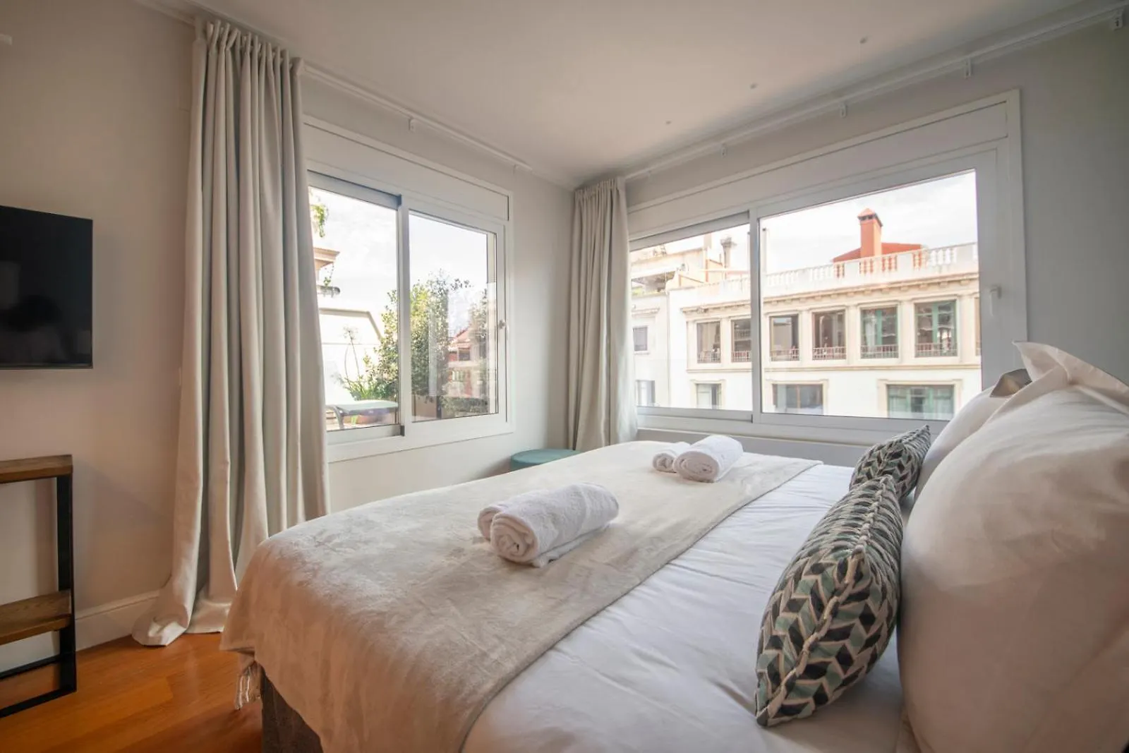You Stylish Diagonal Apartments Barcelona
