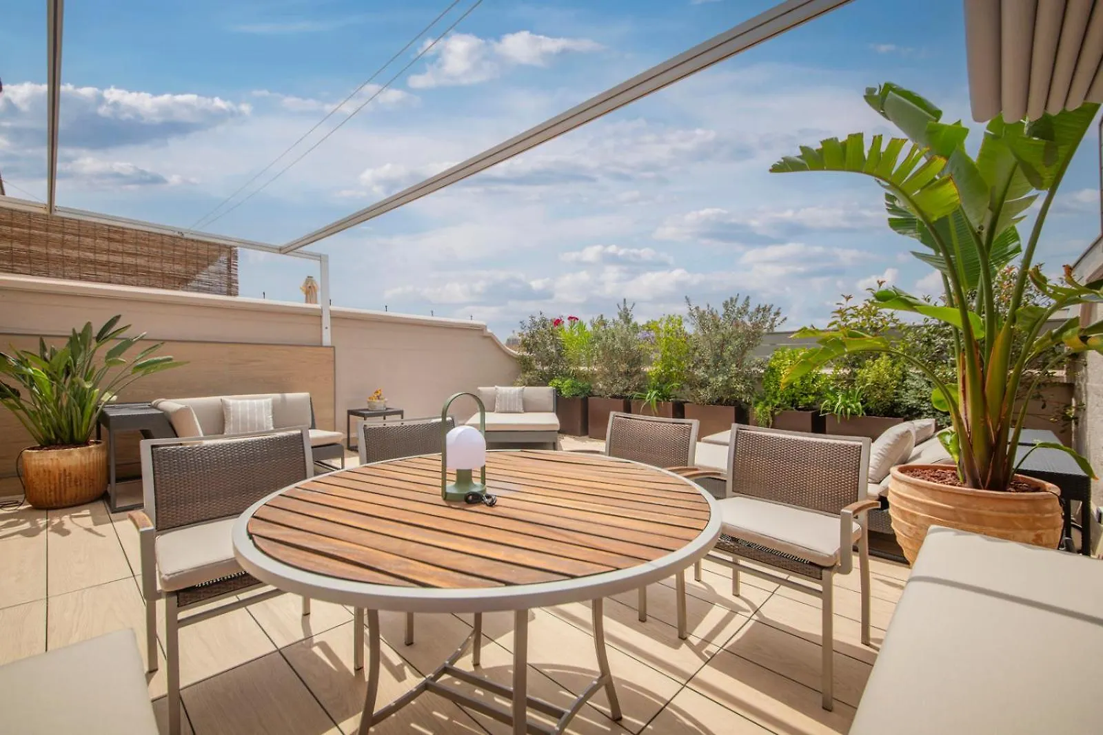 You Stylish Diagonal Apartments Barcelona