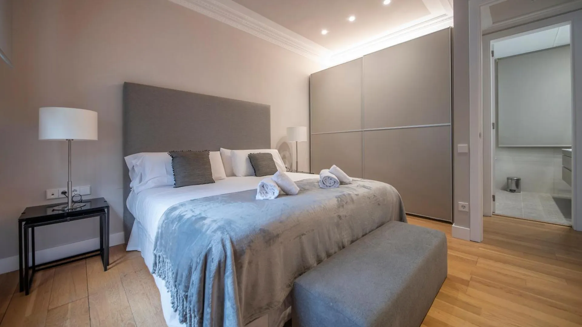 You Stylish Diagonal Apartments Barcelona